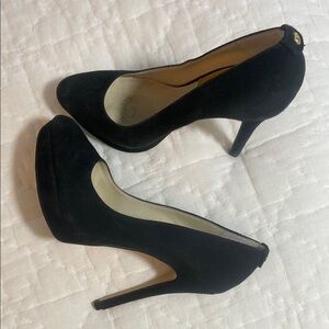 MK Classic Black High Heel Pumps